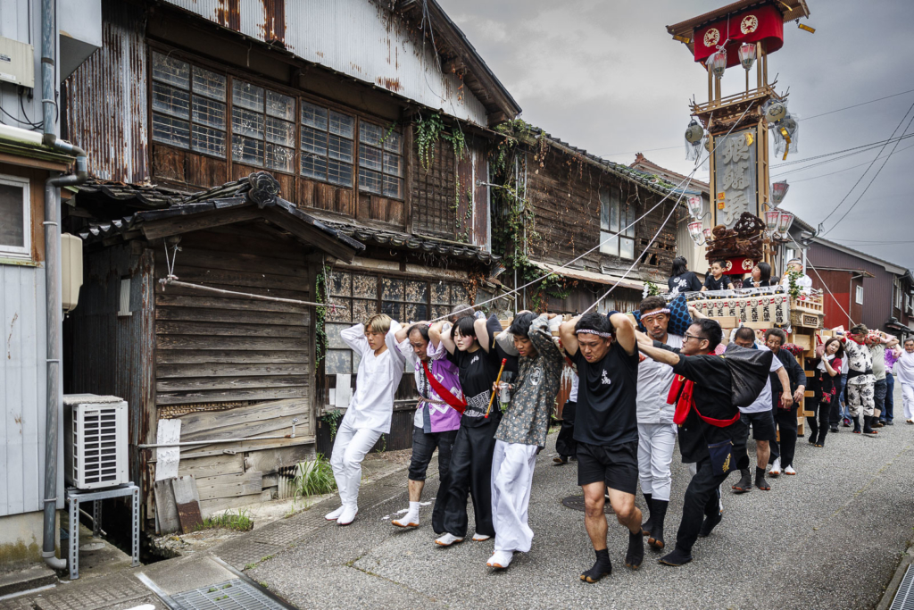 Kiriko lantern float parade on Ushitsu streets